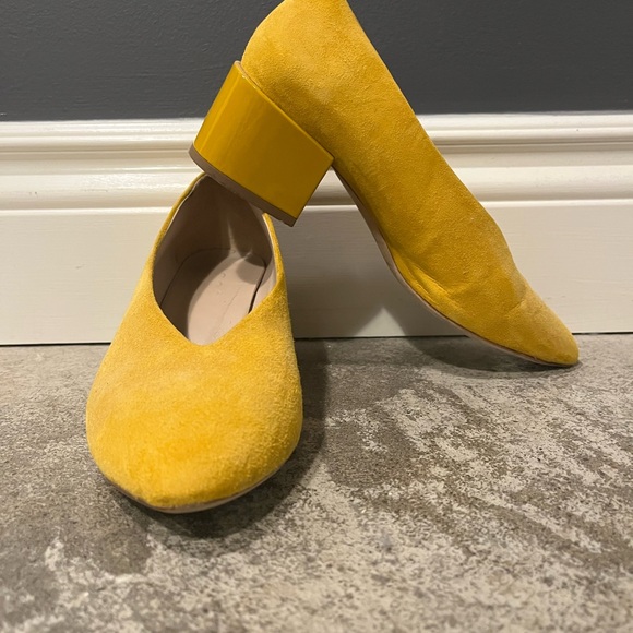COS Yellow Women's Flats - Picture 2 of 9